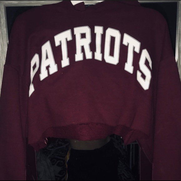 Patriot long sleeve sweat shirt crop top. - Picture 2 of 3